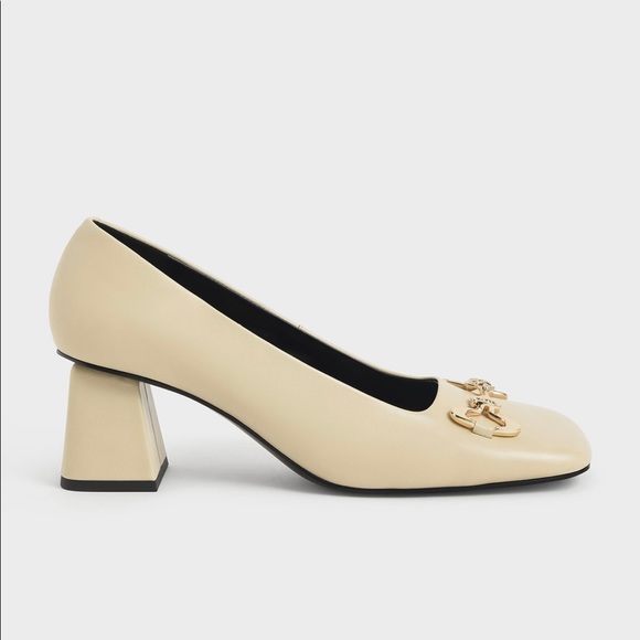 Charles and Keith Sand Elery Metallic-Accent Pumps US 9 NEW - Picture 3 of 6